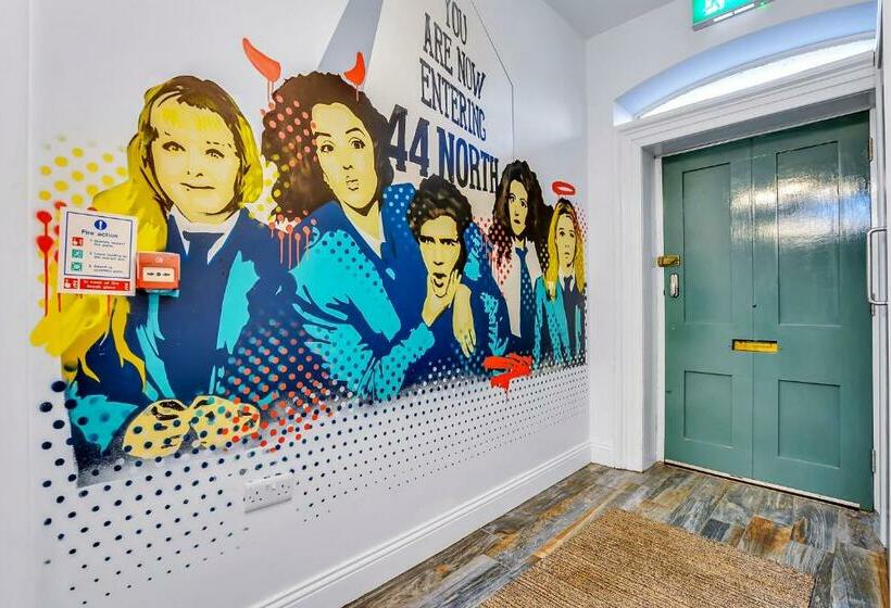 Номер Стандарт, 44 North