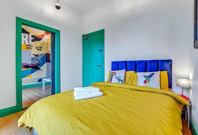 Номер Deluxe, 44 North