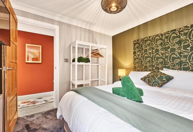 Апартаменты 1 Спальня, 44 North