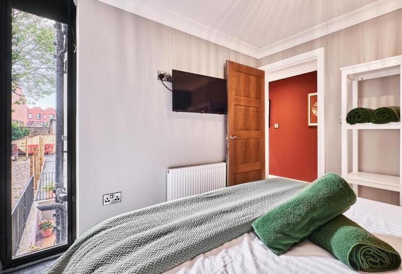 Апартаменты 1 Спальня, 44 North