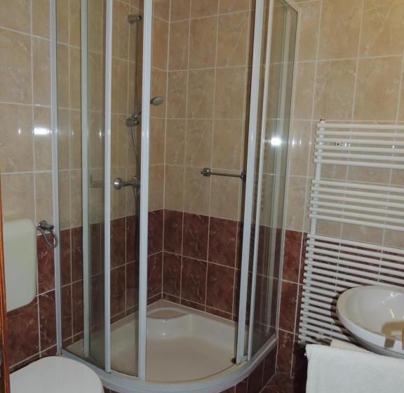 スタンダードルーム, Verba Tanya