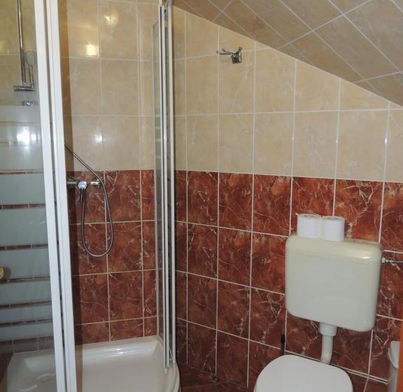 スタンダードルーム, Verba Tanya