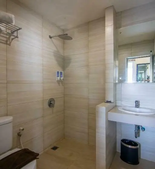 Quarto superior, Hidden Valley Hills