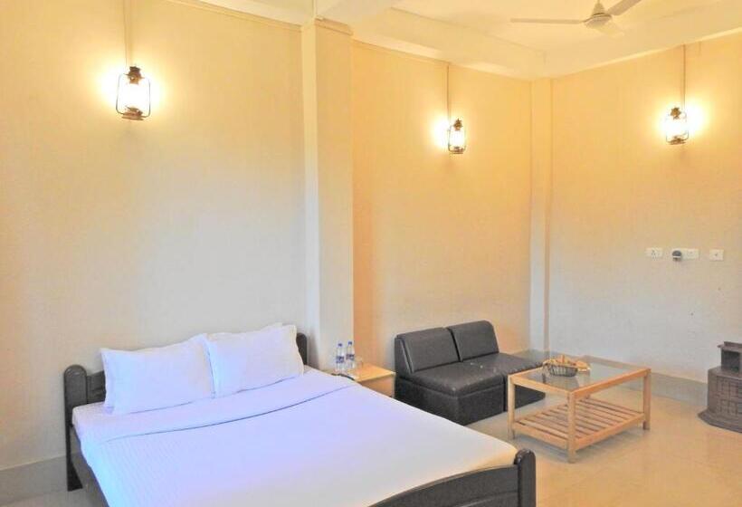 带大床的高级房间, Lake Side Resort Neermahal