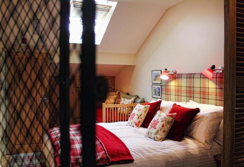 标准间, The Fountaine Inn