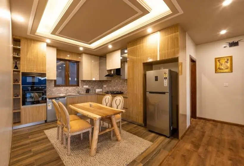 １ベッドルームのスーペリアアパートメント, The Manor Luxury Apartments, Shimla