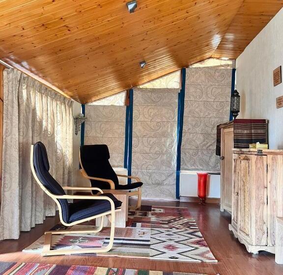 3ベッドルームアパートメント, The Manor Luxury Apartments, Shimla