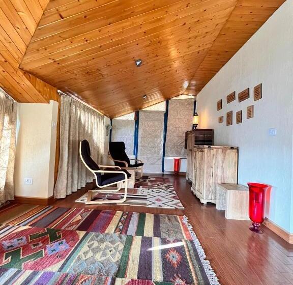 3ベッドルームアパートメント, The Manor Luxury Apartments, Shimla