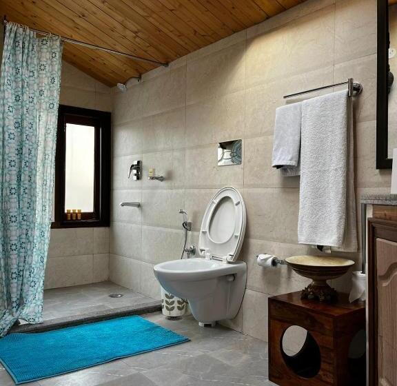 3ベッドルームアパートメント, The Manor Luxury Apartments, Shimla