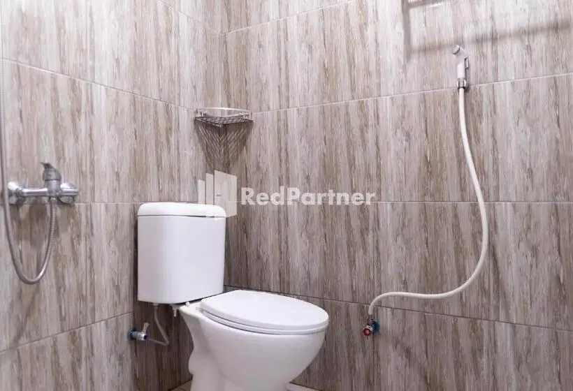 اتاق استاندارد, Wisma Narada 2 Lampung Mitra Reddoorz