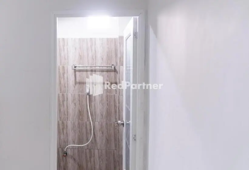 اتاق استاندارد, Wisma Narada 2 Lampung Mitra Reddoorz