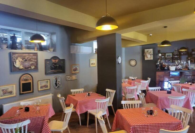 اتاق استاندارد, Albert