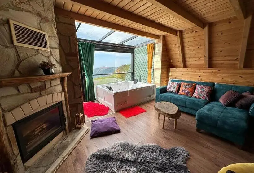 デラックスバンガロー, Organic Village Bungalow
