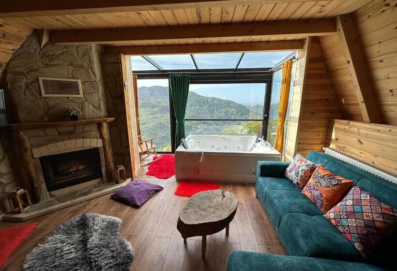 デラックスバンガロー, Organic Village Bungalow