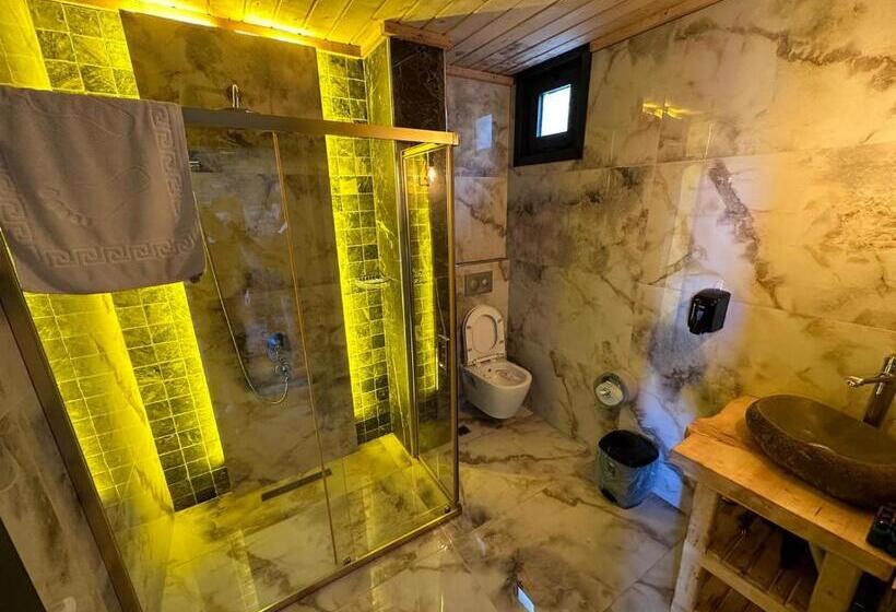 Номер Стандарт Вид на Горы, Organic Village Bungalow