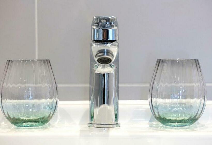 ガーデンビュースタンダードルーム, The Ferry Boat Inn