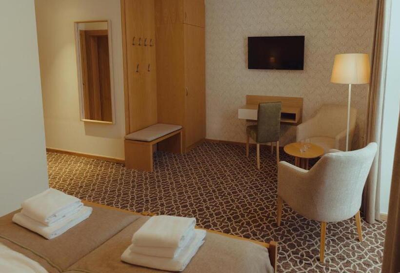 标准间, Brigadéros Hotel Brigadír Borsi