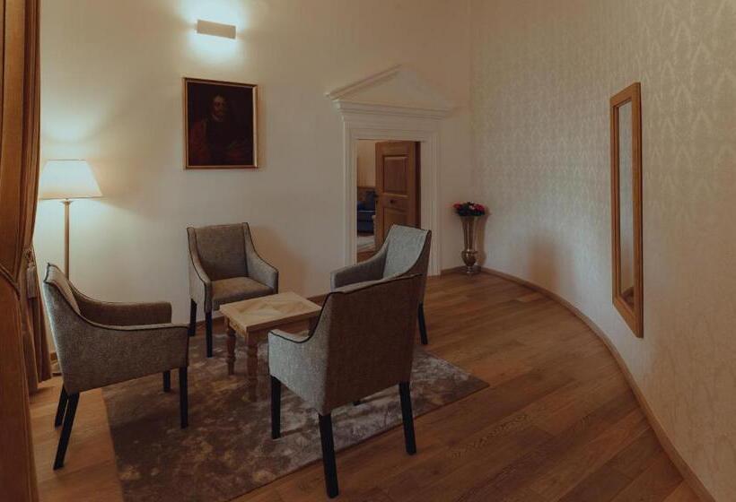 豪华房间, Brigadéros Hotel Brigadír Borsi