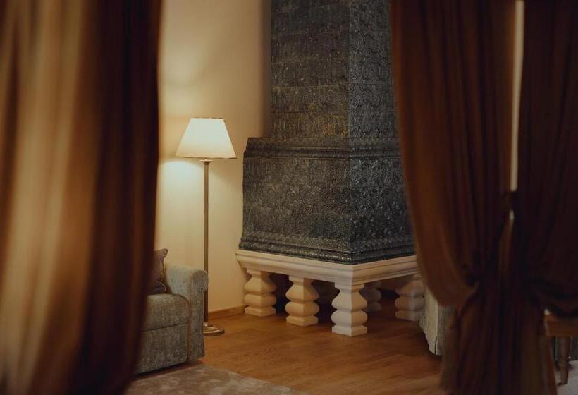 Номер Deluxe, Brigadéros Hotel Brigadír Borsi