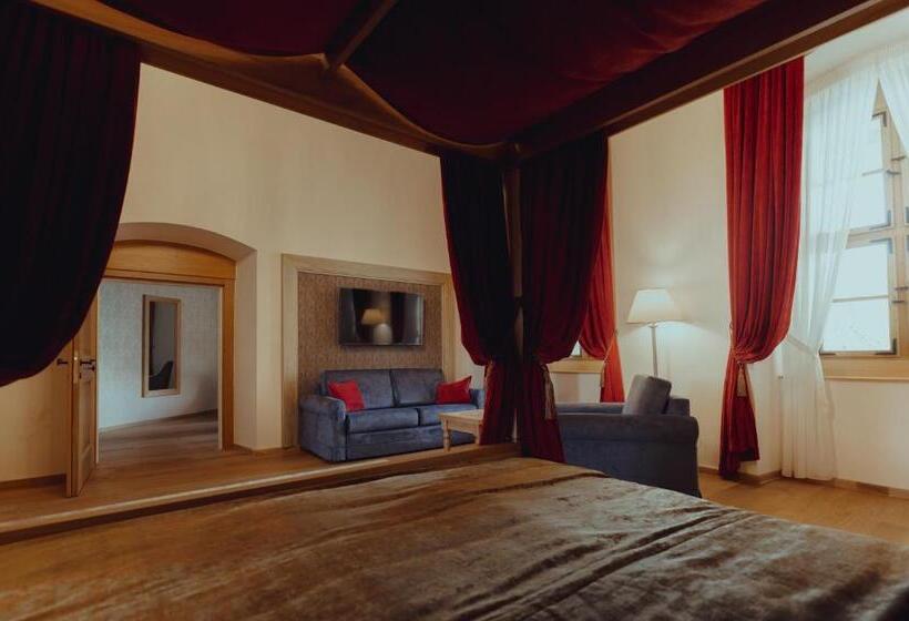 豪华房间, Brigadéros Hotel Brigadír Borsi