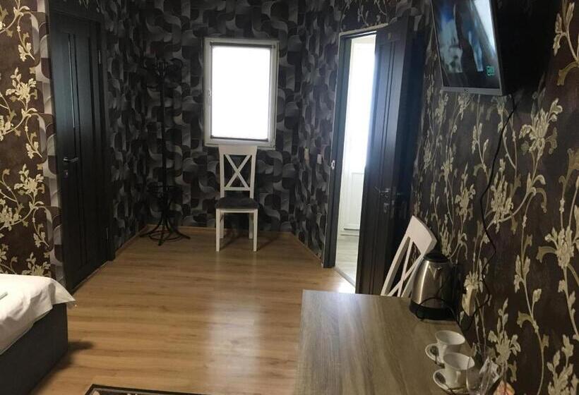 Люкс, готель максим ресторан