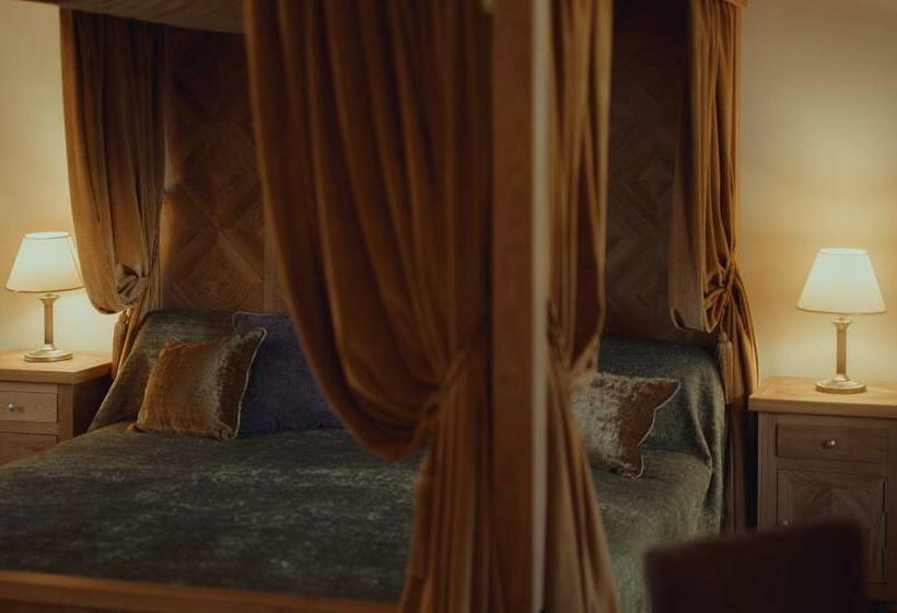 豪华房间, Brigadéros Hotel Brigadír Borsi