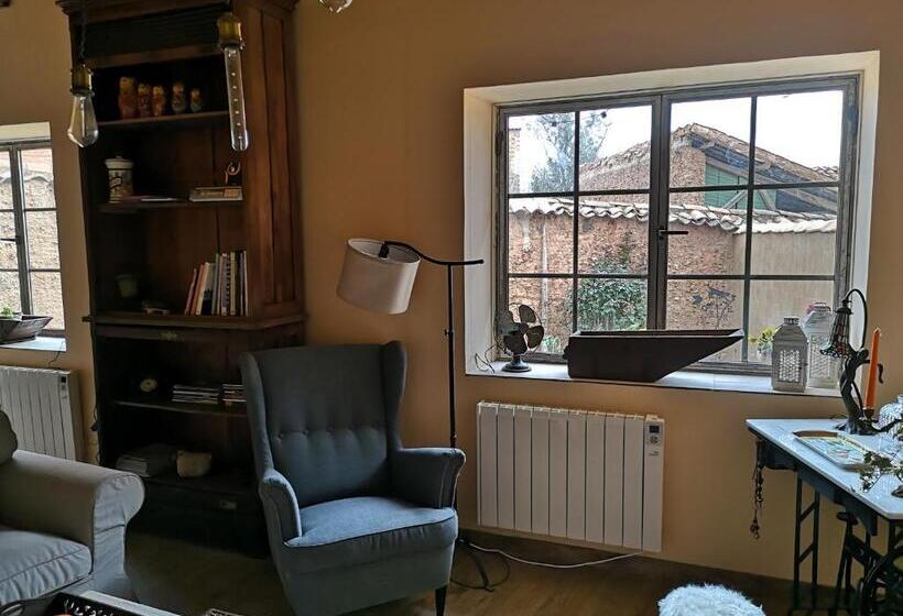 Номер Стандарт Трехместный, L  Abilleiru Albergue Rural