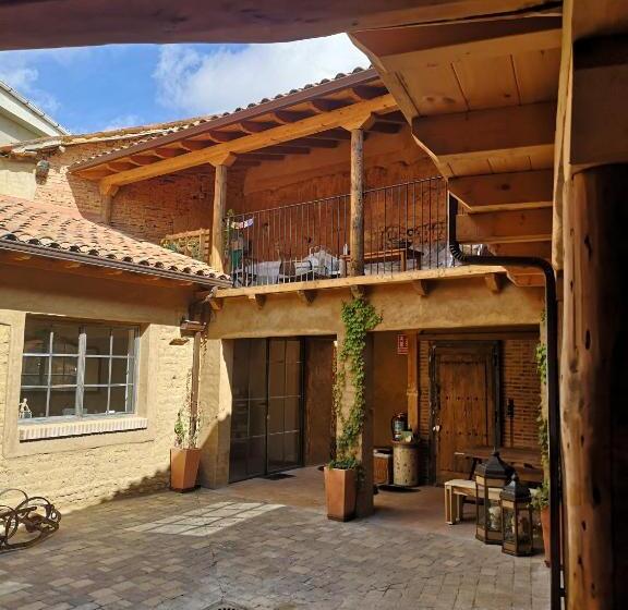 コンフォートトリプルルーム, L  Abilleiru Albergue Rural