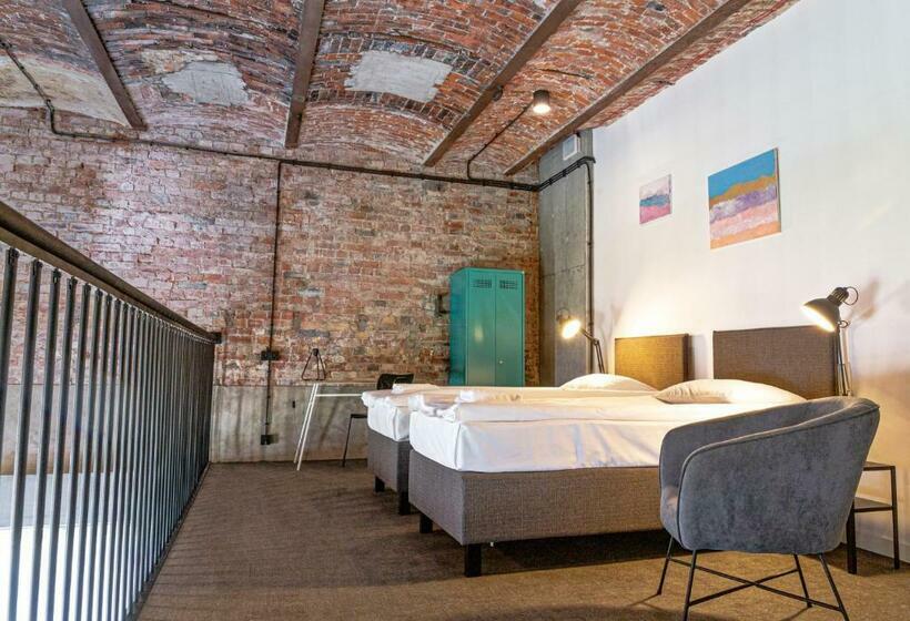 Номер Дюплекс, Cukrownia żnin