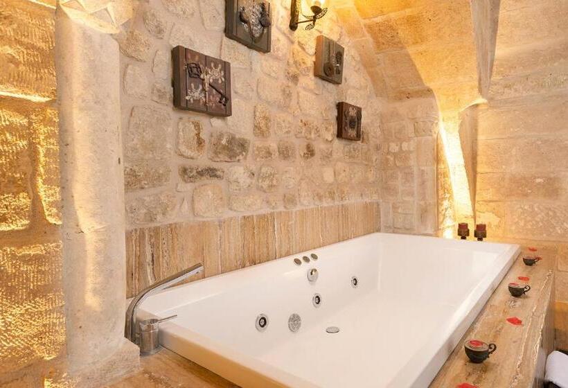 디럭스 스위트, Elysion Cave Suites