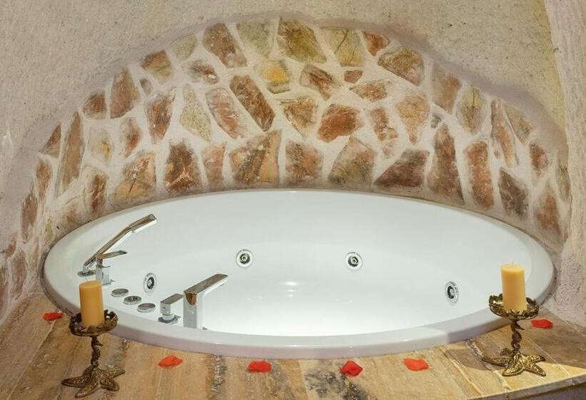 자쿠지 스위트, Elysion Cave Suites