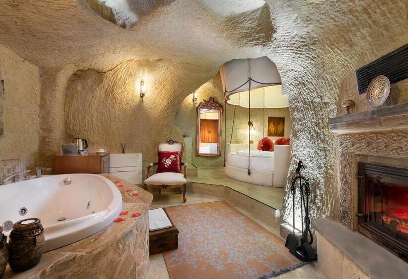 Номер Deluxe Кровать Кинг, Elysion Cave Suites