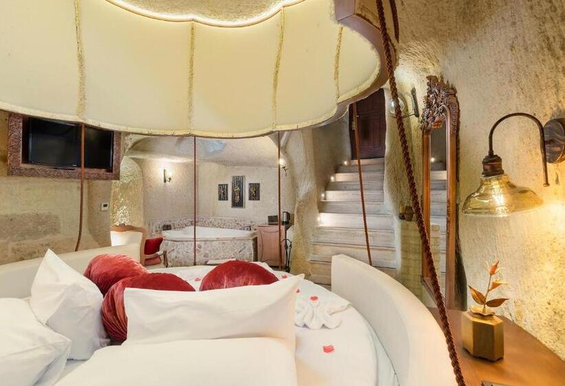 Номер Deluxe Кровать Кинг, Elysion Cave Suites
