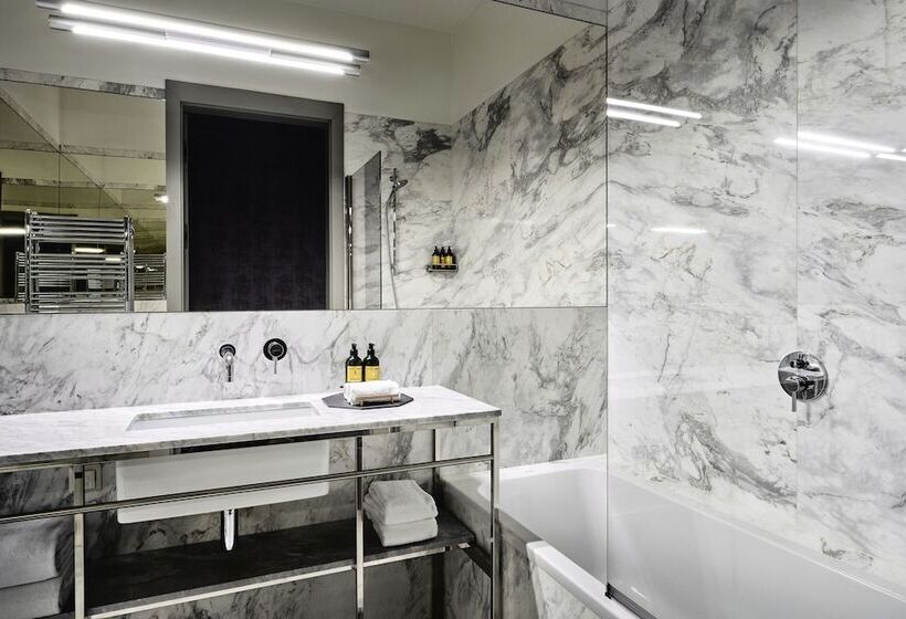 Номер Superior, H15 Luxury Palace Destigo Hotels