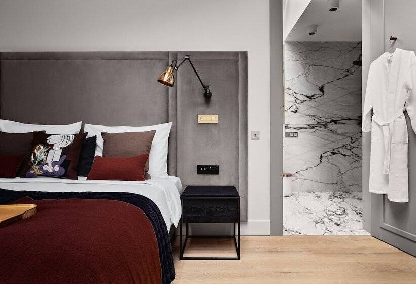 Номер Deluxe, H15 Luxury Palace   Destigo Hotels