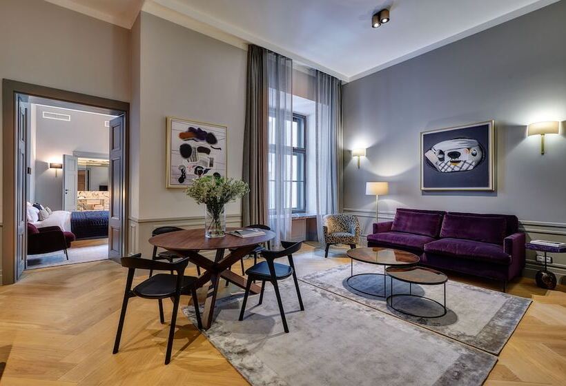 Люкс Повышенной Комфортности, H15 Luxury Palace   Destigo Hotels