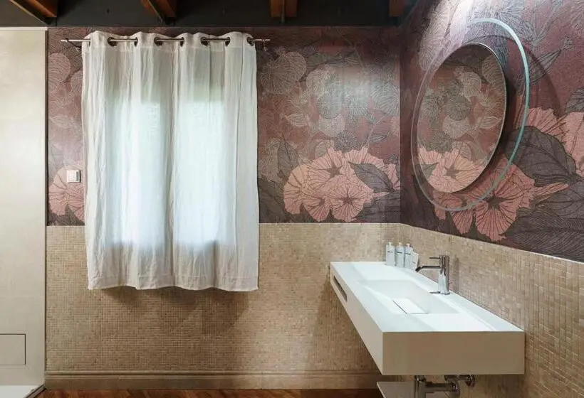 景色の見えるスタンダード4人部屋, Cocciu D Amuri