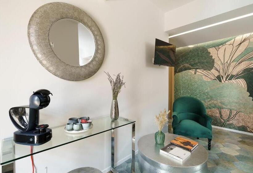 标准间内部标间, Cocciu D Amuri