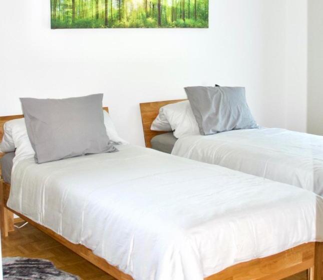 家庭山景房, Gasthaus Pension Zum Mühlrad