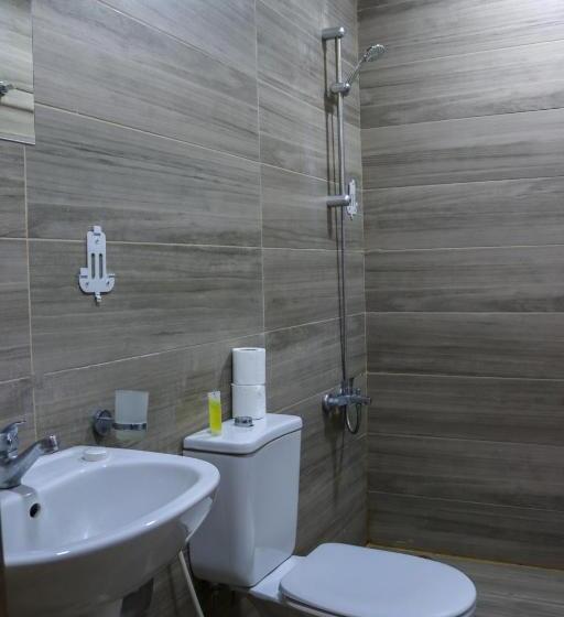 اتاق کلاسیک چهارنفره, Twins Downtown