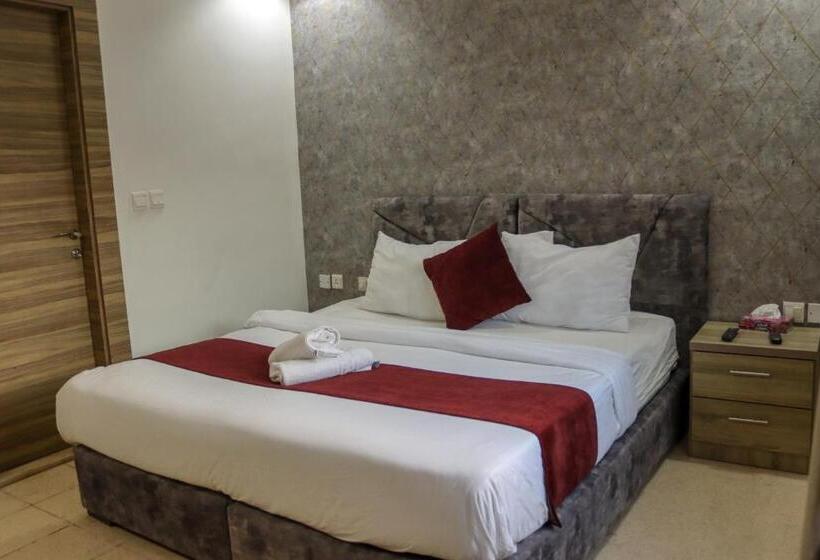 اتاق استاندارد با تخت بزرگ, Twins Downtown