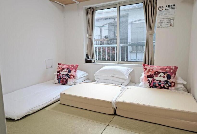 Family Room, Yuyu Wa 3   Self Check In    Room Number & Password Is In The Following Email