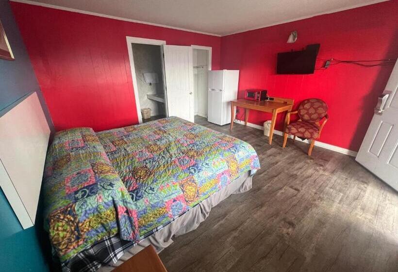 스탠다드 룸 킹사이즈 침대, Pinelodge Motel