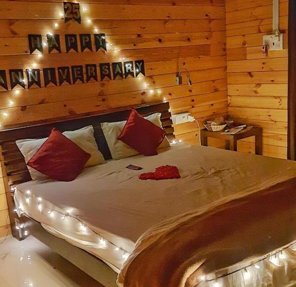 デラックスルーム, Samant Beach Resort And Villa