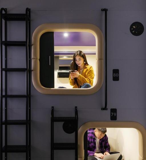 اتاق استاندارد یک نفره, Capsule Hotel Constellation 89