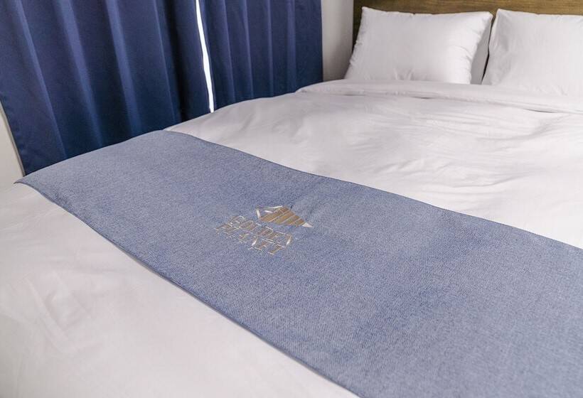 Quarto Estandar, Goldenplanet