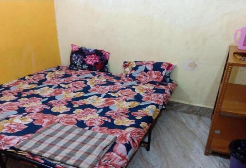 スタンダードルーム, Maheshwari Bhavan By Wb Inn