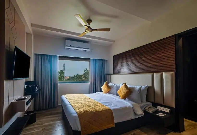 スタンダードルーム, Regenta Inn Sambalpur, Farm Road