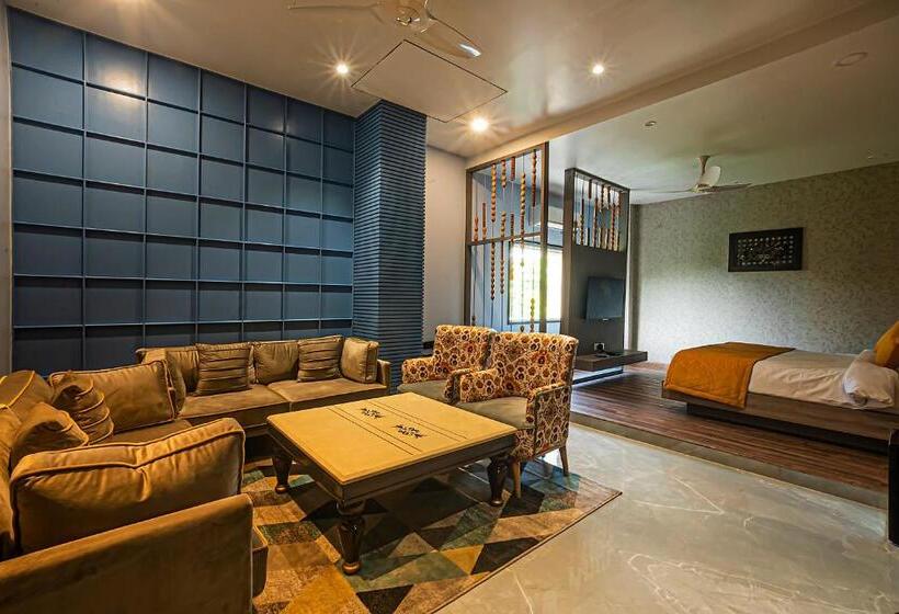 Люкс Вид на Город, Regenta Inn Sambalpur, Farm Road