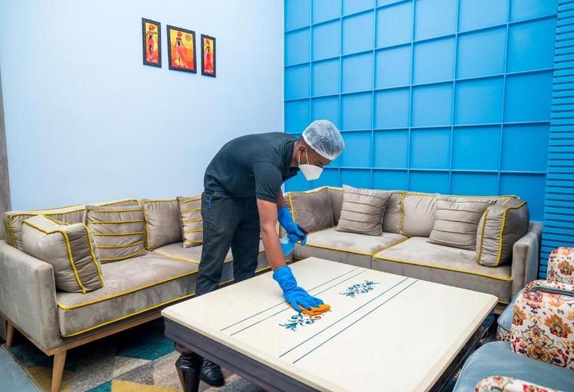 シティビュースイート, Regenta Inn Sambalpur, Farm Road